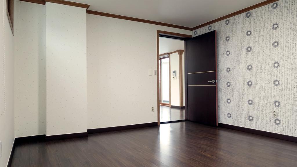 Happy Memory Hotel Jeonju Exterior photo