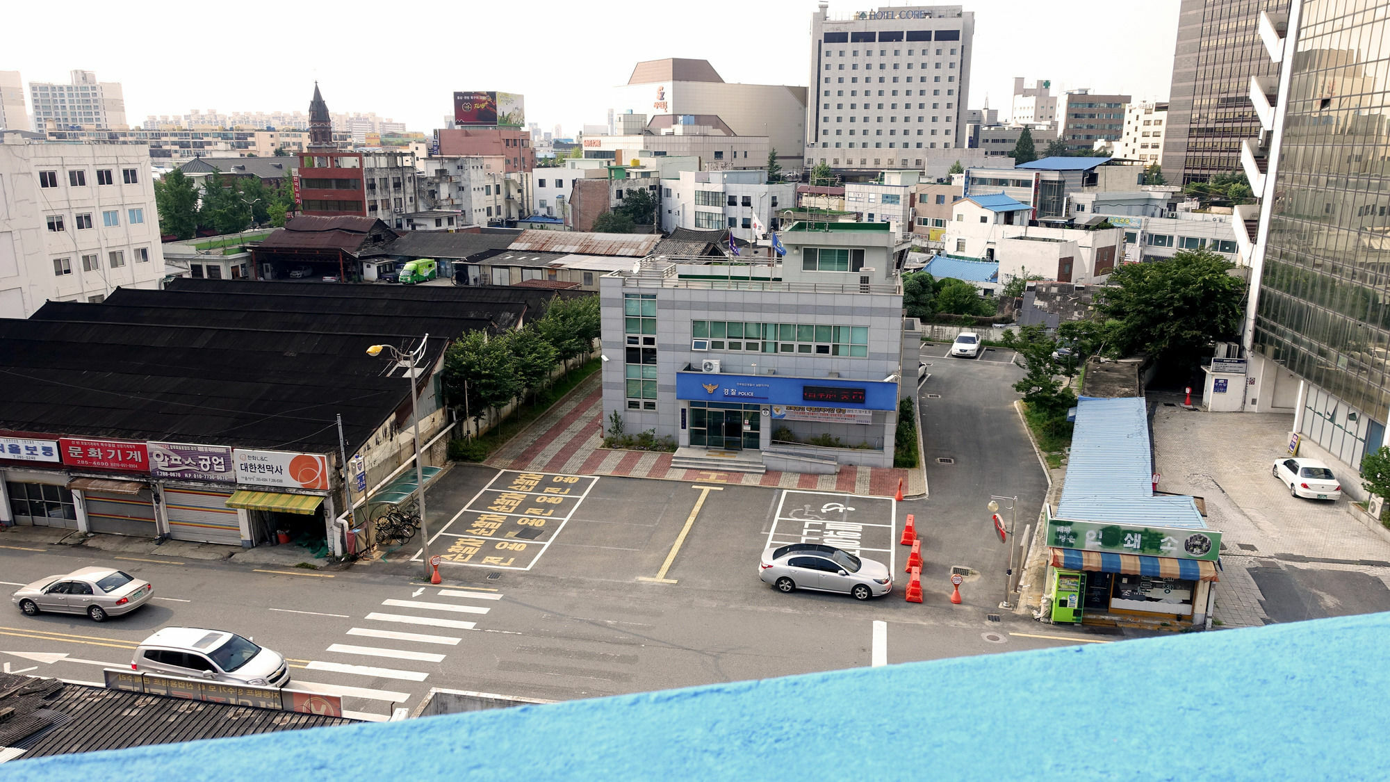 Happy Memory Hotel Jeonju Exterior photo