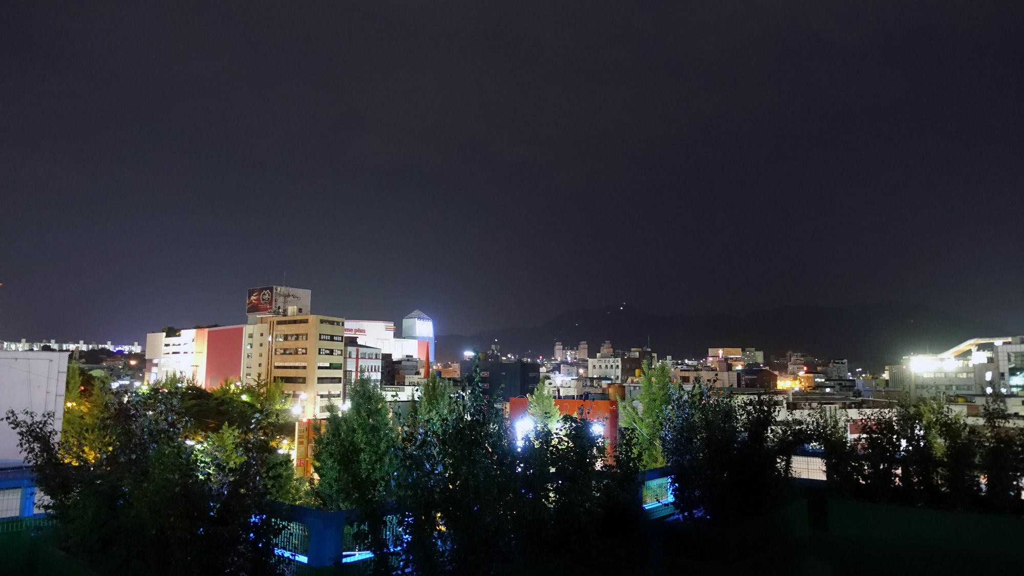 Happy Memory Hotel Jeonju Exterior photo